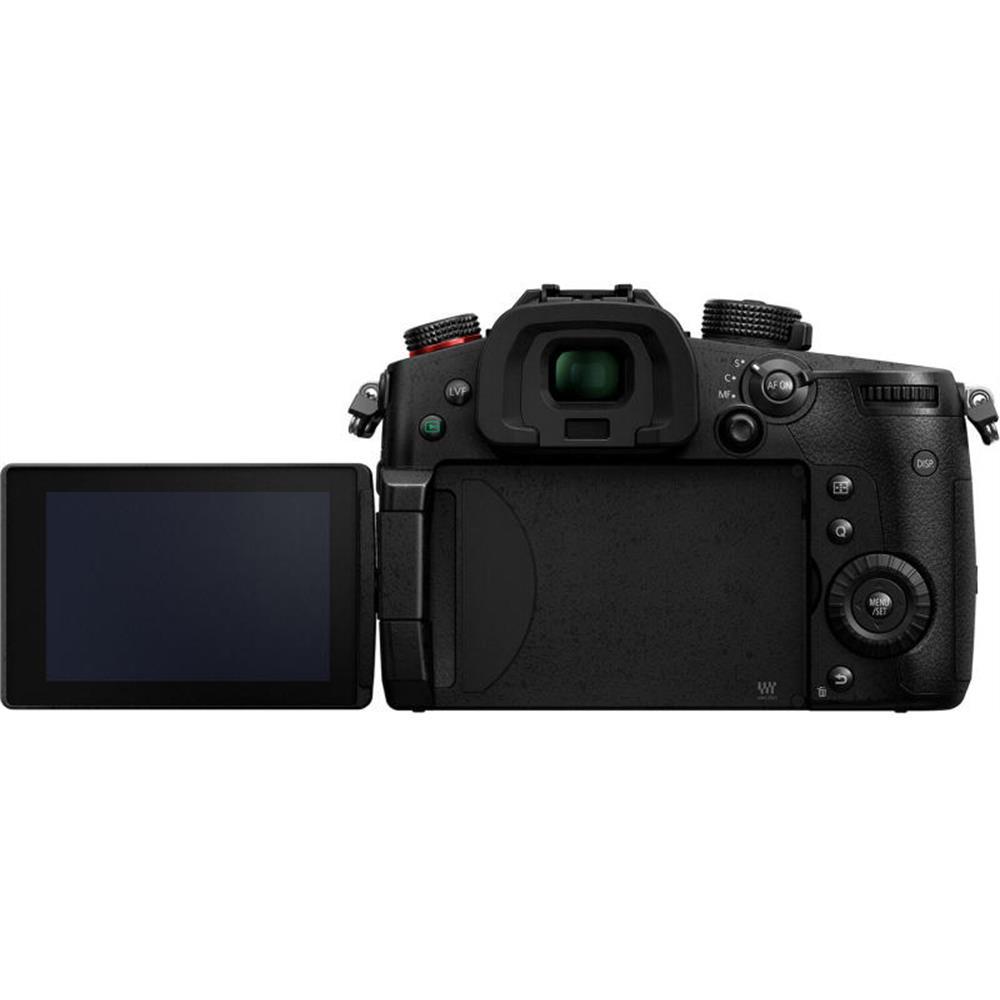 Digitális fényképezőgép Panasonic Lumix G fekete fotó, illusztráció : DC-GH5M2LE