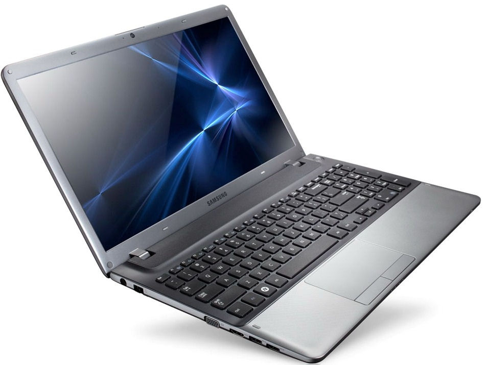 15,6  notebook Intel Core i3-3110M/4GB/750GB/HD7670/DVD író/Win8/Ezüst fotó, illusztráció : NP350E5C-S06HU