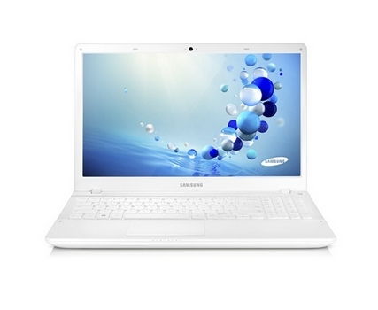 15,6  Piros notebook LEDHD, i3-3110M, 8GB, 1TB, AMD HD8750M 1GB,WIN8 64bit, BT4 fotó, illusztráció : NP370R5E-S03HU